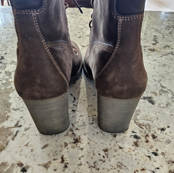 Timberland 6" Nubuck leather ankle booties - Picture 7 of 12